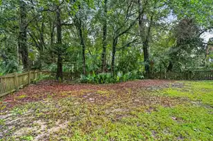 200 Oak Point Landing Dr, Mount Pleasant, SC 29464 - Photo 14