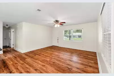 1842 Gippy Lane, Charleston, SC 29407 - Photo 6
