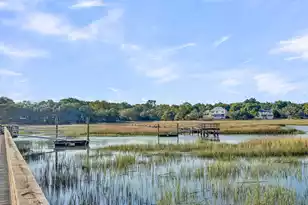 1054 Anna Knapp Blvd, Mount Pleasant, SC 29464 - Photo 6