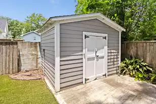4 St Margaret St, Charleston, SC 29403 - Photo 10
