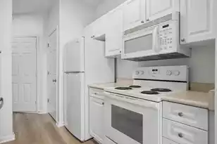 2133 Chatelain Way, Mount Pleasant, SC 29464 - Photo 12