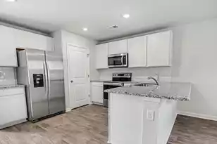 112 Hale Rd, Orangeburg, SC 29115 - Photo 2