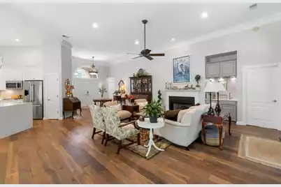 1425 Oakhurst, Mount Pleasant, SC 29466 - Photo 6