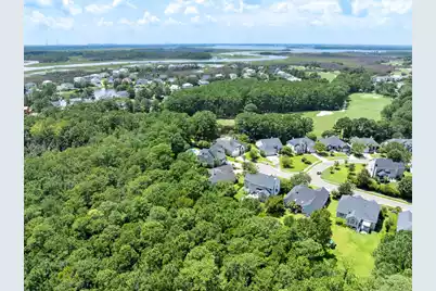 1425 Oakhurst, Mount Pleasant, SC 29466 - Photo 36