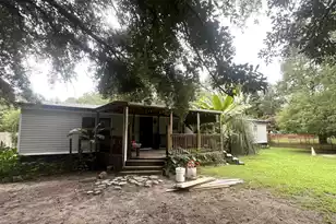 734 Henry St, Walterboro, SC 29488 - Photo 22