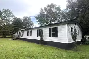 734 Henry St, Walterboro, SC 29488 - Photo 1