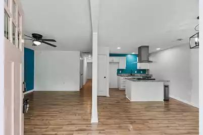 525 Richardson Avenue E, Summerville, SC 29485 - Photo 2