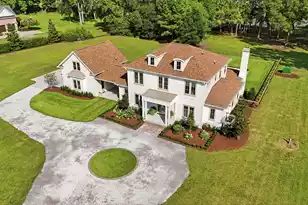 2831 Anchor Watch Dr, Wadmalaw Island, SC 29487 - Photo 2