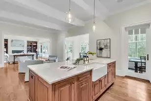 25 Hazelhurst St, Charleston, SC 29492 - Photo 12