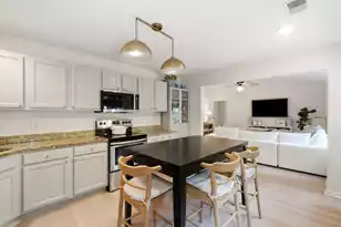 569 Hainsworth Dr, Charleston, SC 29414 - Photo 1