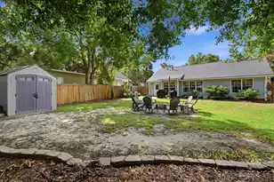 569 Hainsworth Dr, Charleston, SC 29414 - Photo 18
