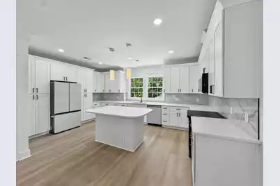 2231 Clinton Street, North Charleston, SC 29405 - Photo 4