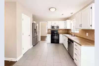 237 Smithfield Avenue, Summerville, SC 29485 - Photo 10