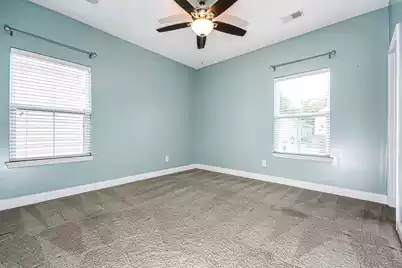 1055 Ashley Garden Boulevard, Charleston, SC 29414 - Photo 4