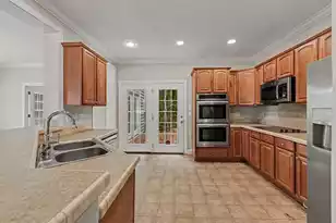 1911 Chestnut Oak Ln, Charleston, SC 29414 - Photo 8
