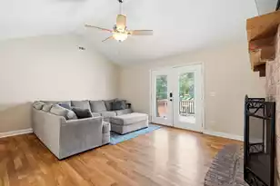 122 Thomas Ln, Moncks Corner, SC 29461 - Photo 8
