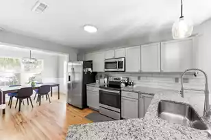 2001 Wadsbury Ln, Charleston, SC 29414 - Photo 6