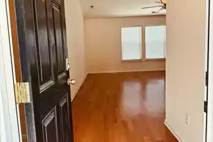 3382 Middlesboro Ave, Summerville, SC 29485 - Photo 2