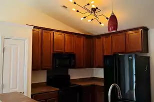 3382 Middlesboro Ave, Summerville, SC 29485 - Photo 14
