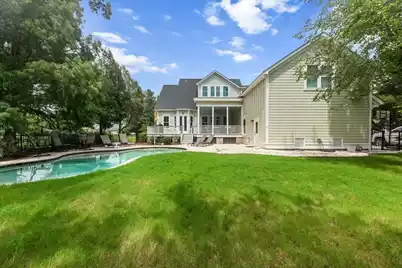 3055 Yachtsman Drive, Mount Pleasant, SC 29466 - Photo 6