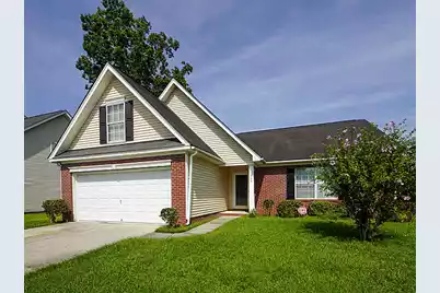 130 Hainsworth Drive, North Charleston, SC 29418 - Photo 2