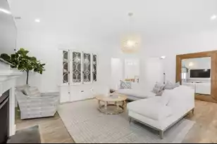1068 Lettered Olive Ln, Summerville, SC 29485 - Photo 6