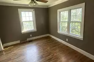 102 Gilbert Dr, Marietta, SC 29661 - Photo 4