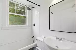 63 Rutledge Ave, Charleston, SC 29401 - Photo 14