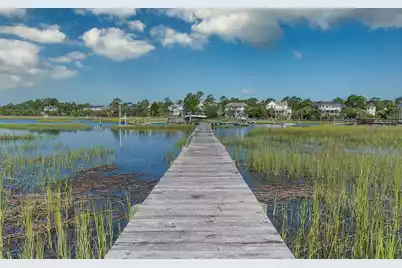 374 Commonwealth Road, Mount Pleasant, SC 29466 - Photo 10