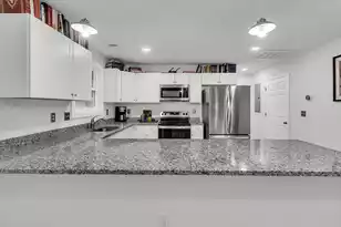 6961 Raymond Ave, North Charleston, SC 29406 - Photo 12