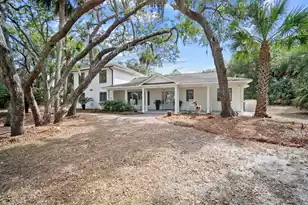 290 Tarpon Blvd, Ladys Island, SC 29920 - Photo 1