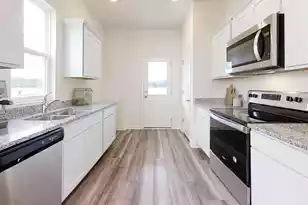 1203 Carriage Wood Cir, Ridgeville, SC 29472 - Photo 2