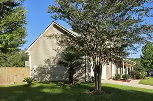 207 Fernwood Dr, Moncks Corner, SC 29461 - Photo 2