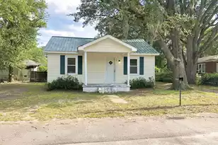 320 Breland St, Walterboro, SC 29488 - Photo 1
