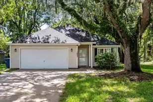 1683 Pierpont Ave, Charleston, SC 29414 - Photo 1