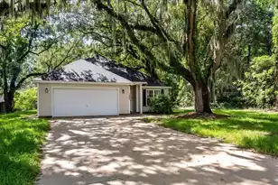 1683 Pierpont Ave, Charleston, SC 29414 - Photo 2