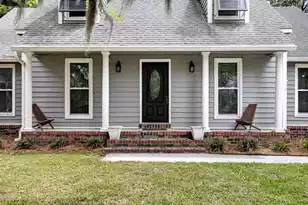 27 Westside Dr, Charleston, SC 29412 - Photo 2