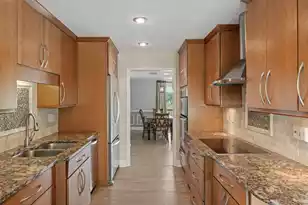 727 Spinnaker Beachhouse Ct, Seabrook Island, SC 29455 - Photo 18