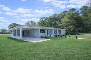 1142 Pearson Rd, Manning, SC 29102 - Photo 1