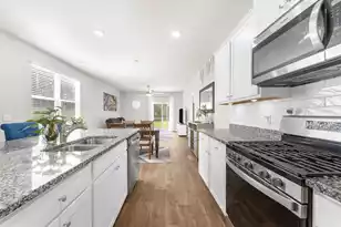 627 Silver Spruce St, Summerville, SC 29486 - Photo 2
