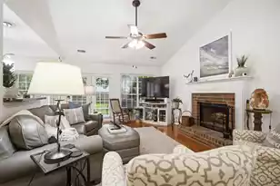 743 Lavalier Square, Mount Pleasant, SC 29464 - Photo 6