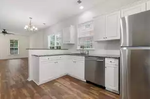 217 Trillium Ave, Summerville, SC 29483 - Photo 6