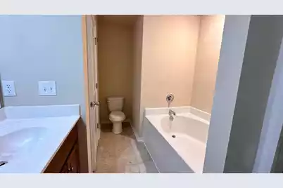 1592 Bluewater Way, Charleston, SC 29414 - Photo 10