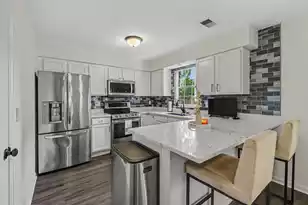 2076 Wild Flower Ln, Charleston, SC 29414 - Photo 10