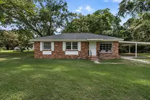 1204 Midvale Ave, Charleston, SC 29412 - Photo 2