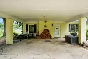 2041 Old Fort Ave, Charleston, SC 29414 - Photo 8