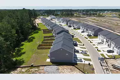 127 Cotton Leaf Boulevard #67, Summerville, SC 29486 - Photo 2