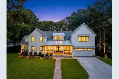 907 Cliffwood Drive, Mount Pleasant, SC 29464 - Photo 2