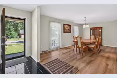 304 Summercourt Drive, Summerville, SC 29485 - Photo 8