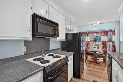 304 Summercourt Drive, Summerville, SC 29485 - Photo 18